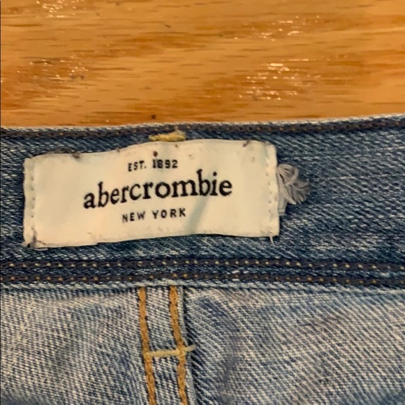 Abercrombie jeans shorts - Picture 3 of 4